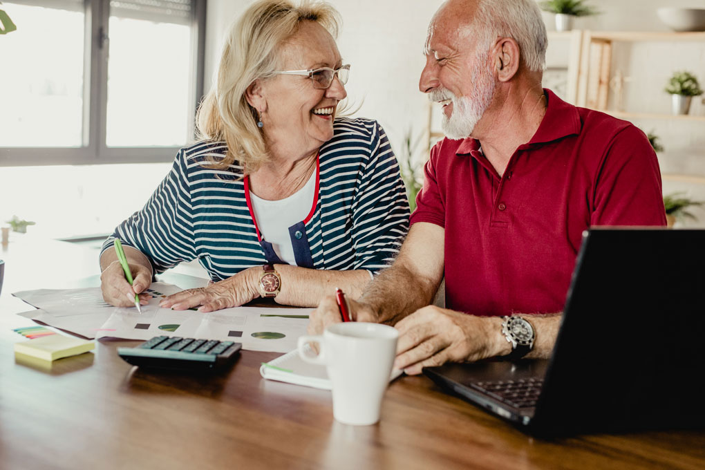 A retired couple manages his RRSP for his future heirs